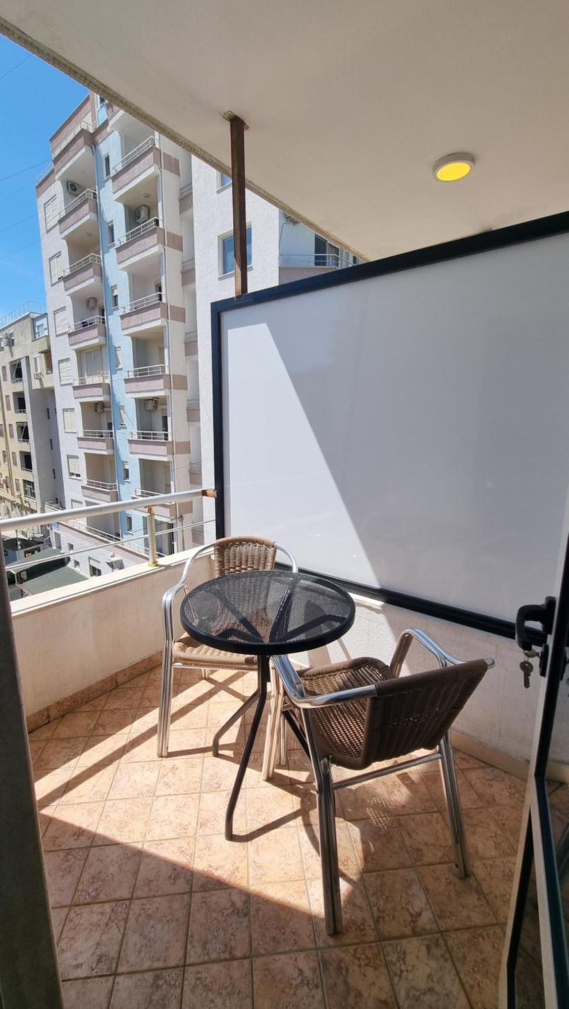 Blue Amr Hotel Shkallnur Bagian luar foto