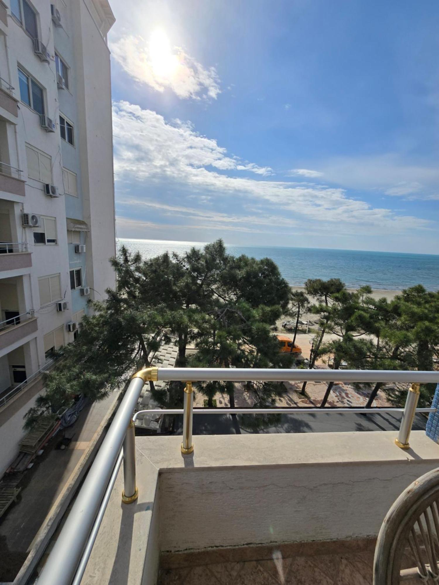 Blue Amr Hotel Shkallnur Bagian luar foto