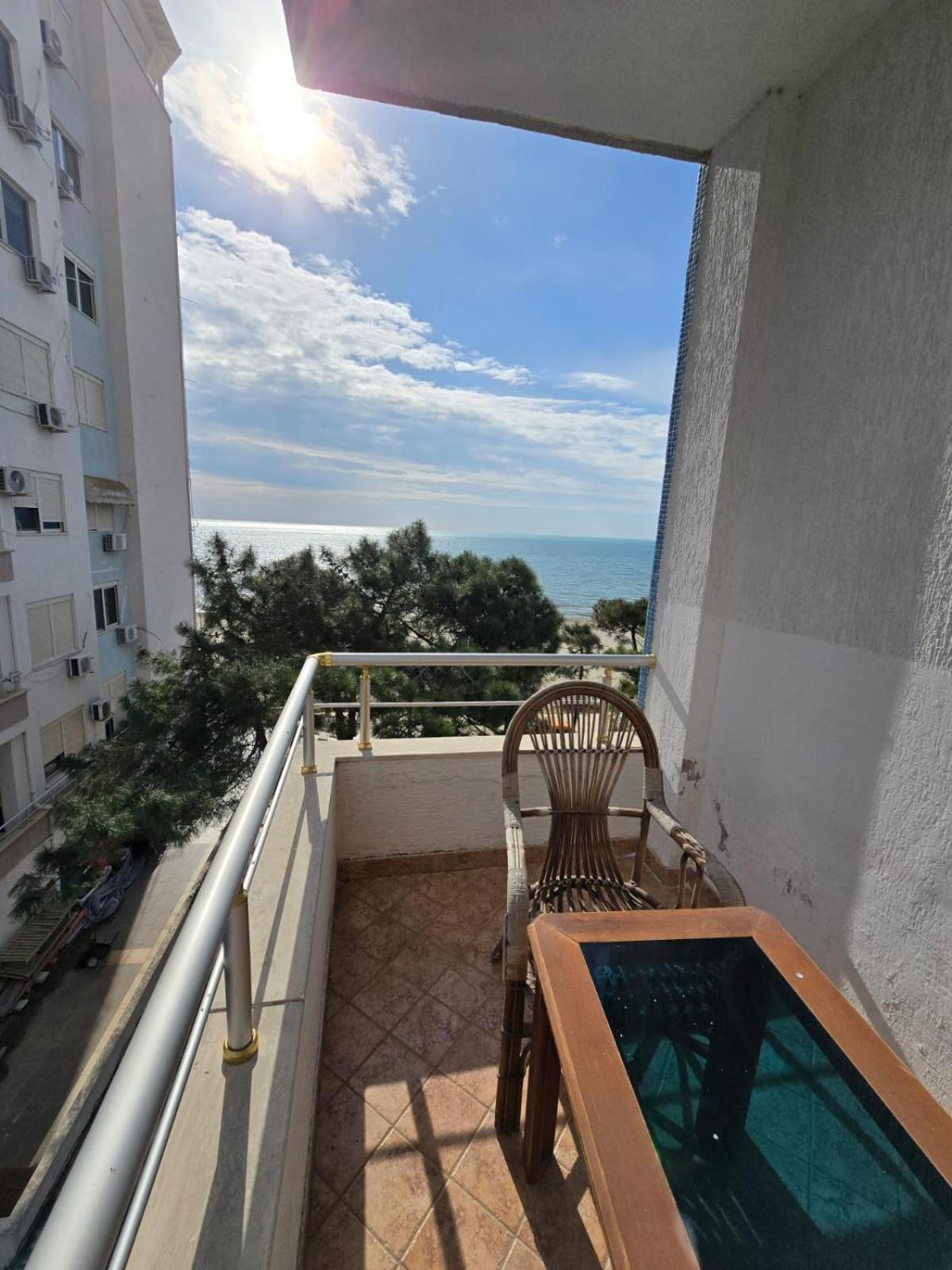 Blue Amr Hotel Shkallnur Bagian luar foto