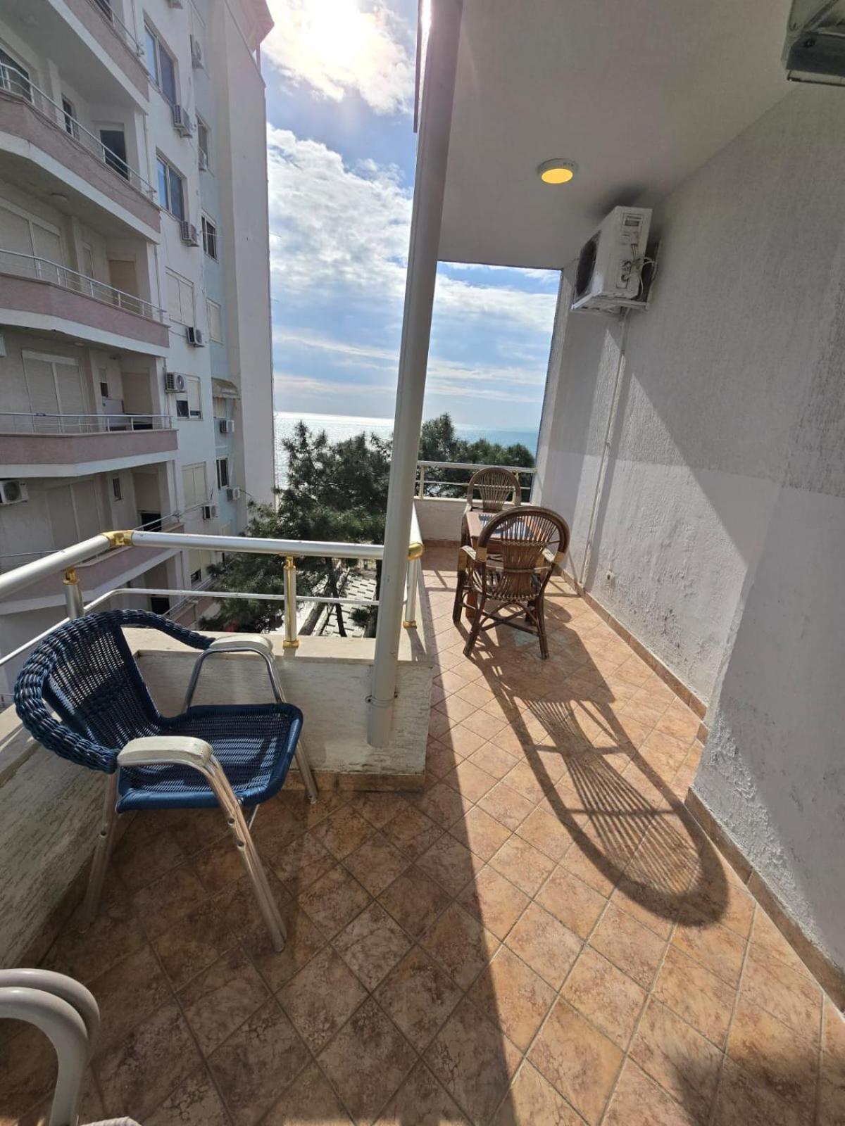 Blue Amr Hotel Shkallnur Bagian luar foto