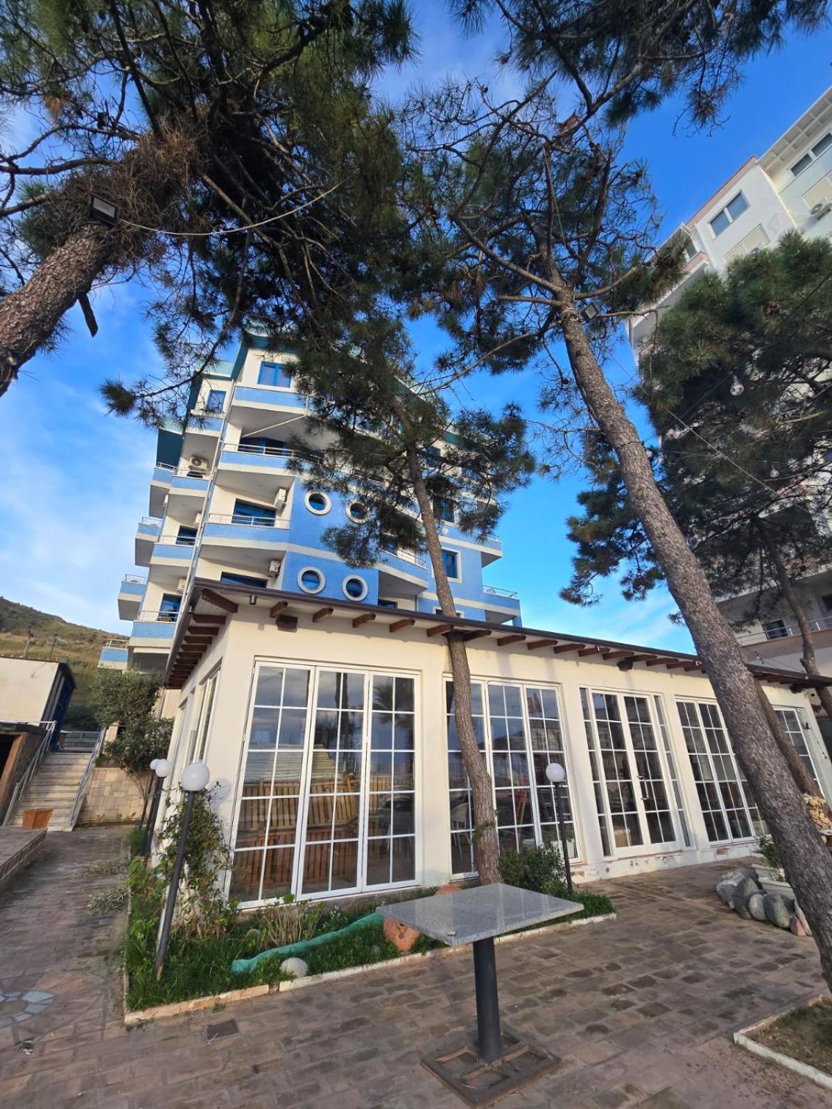 Blue Amr Hotel Shkallnur Bagian luar foto